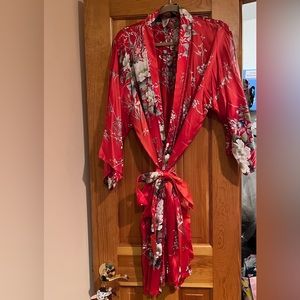 Woman’s silk robe.